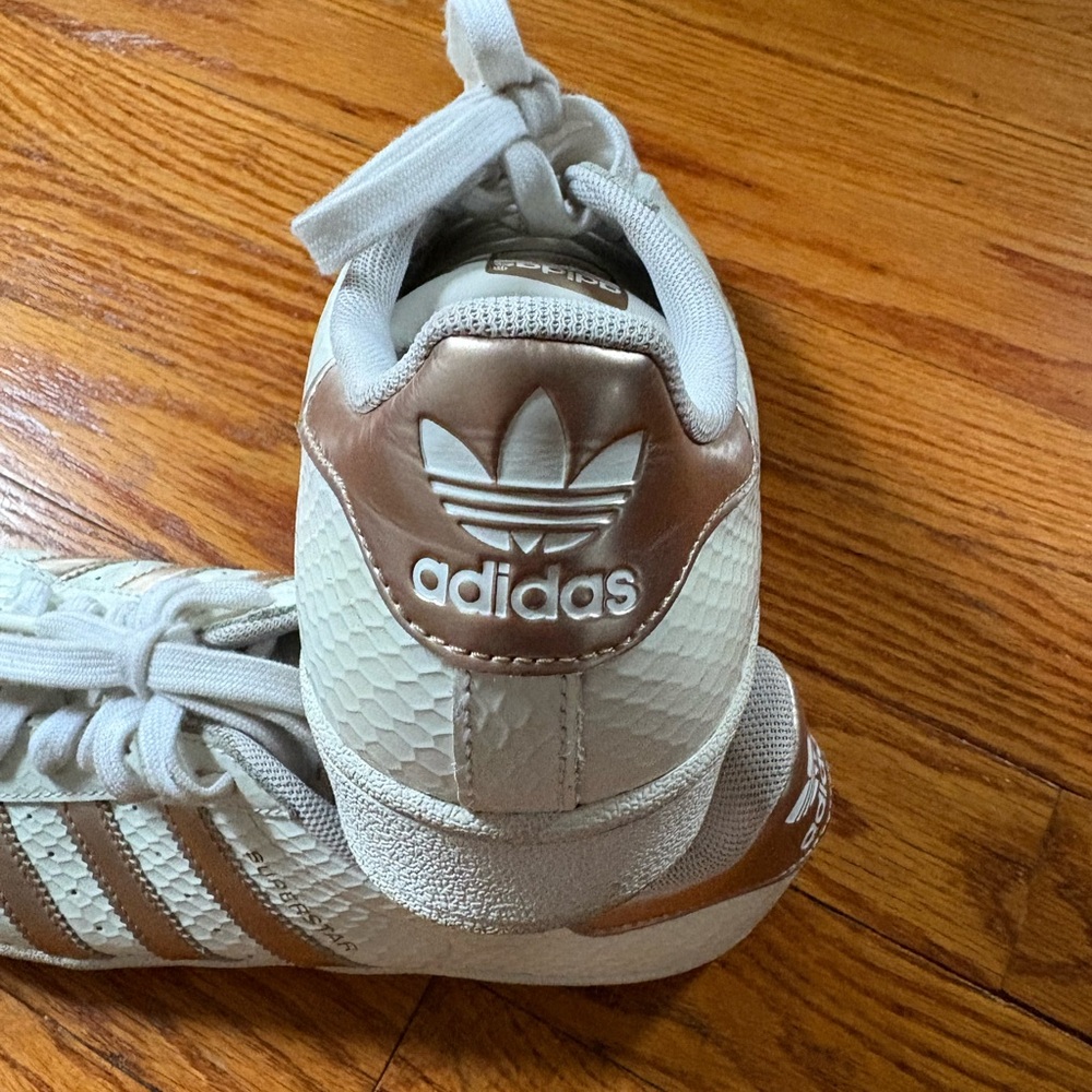 Superstar Adidas Sneakers - Picture 3 of 6